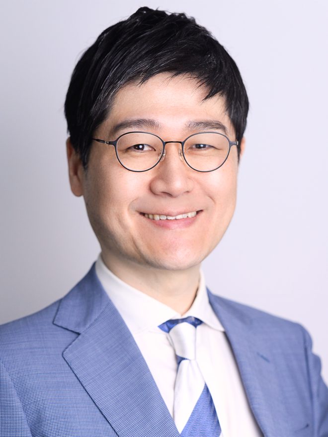 講師 権成俊